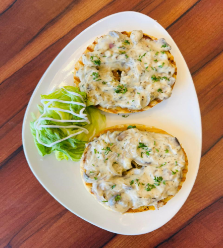 Creamy Mushroom Bagel